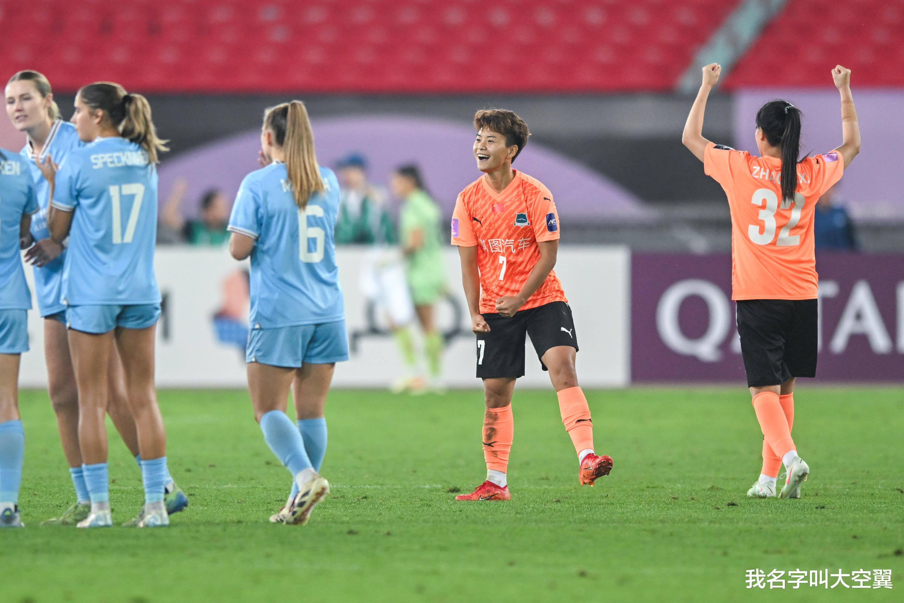 澳客直播-首场亚冠比赛带给观众惊喜,赛况激烈