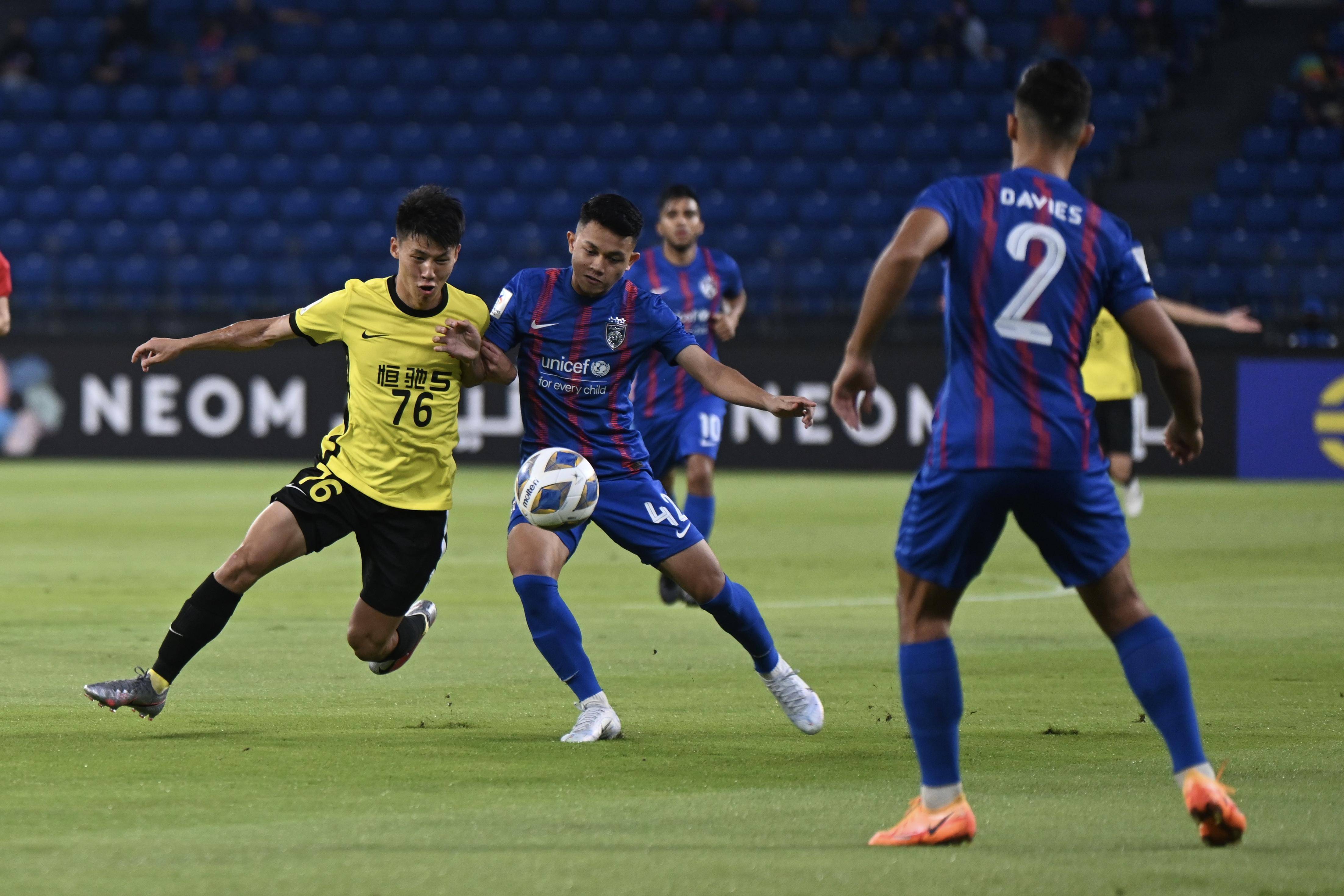 澳客直播-首场亚冠比赛带给观众惊喜,赛况激烈