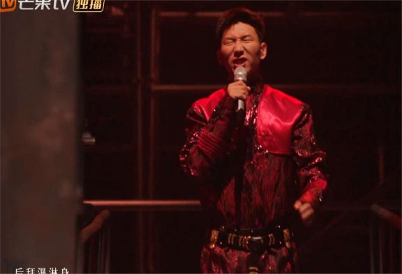 澳客网页版入口-小组赛黑马崛起,惊艳表现引发热议