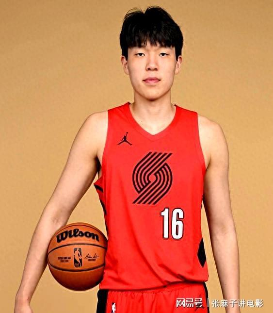 澳客官方入口-新秀球员表现出色,成为关键一环