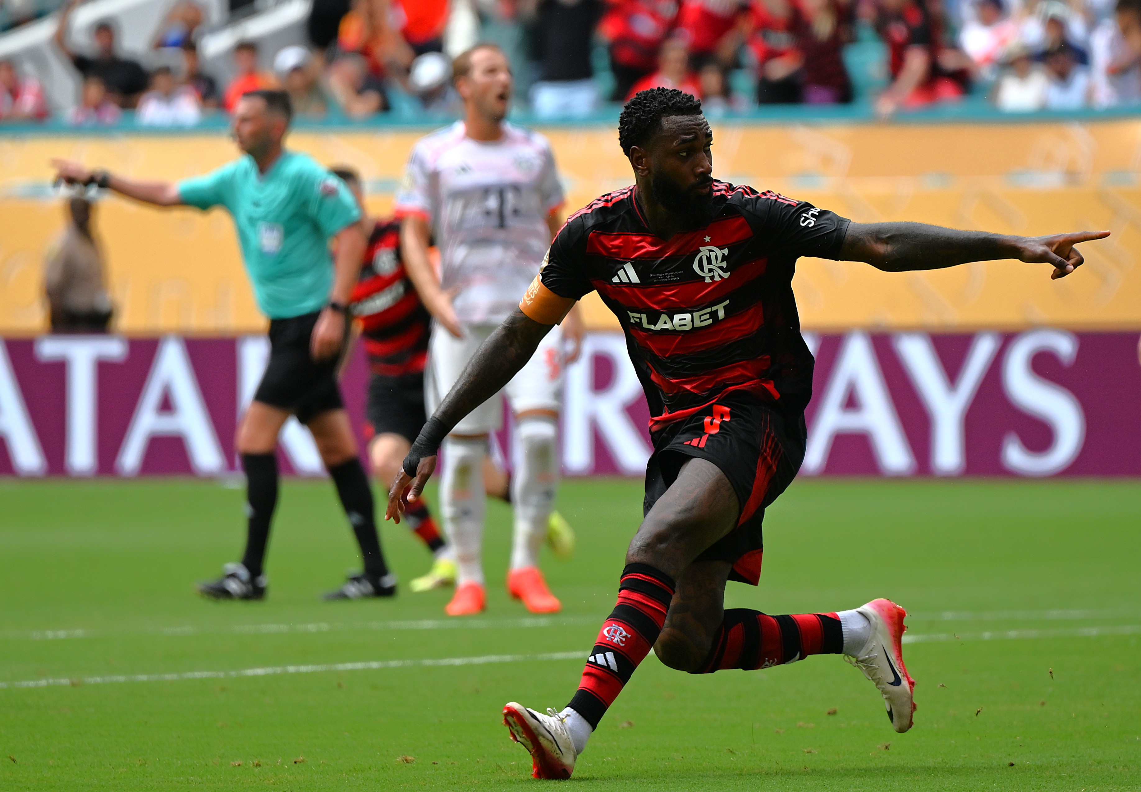 澳客登录-拜仁慕尼黑暴走,一枝独秀,晋级洲际俱乐部赛事四分之一决赛的简单介绍