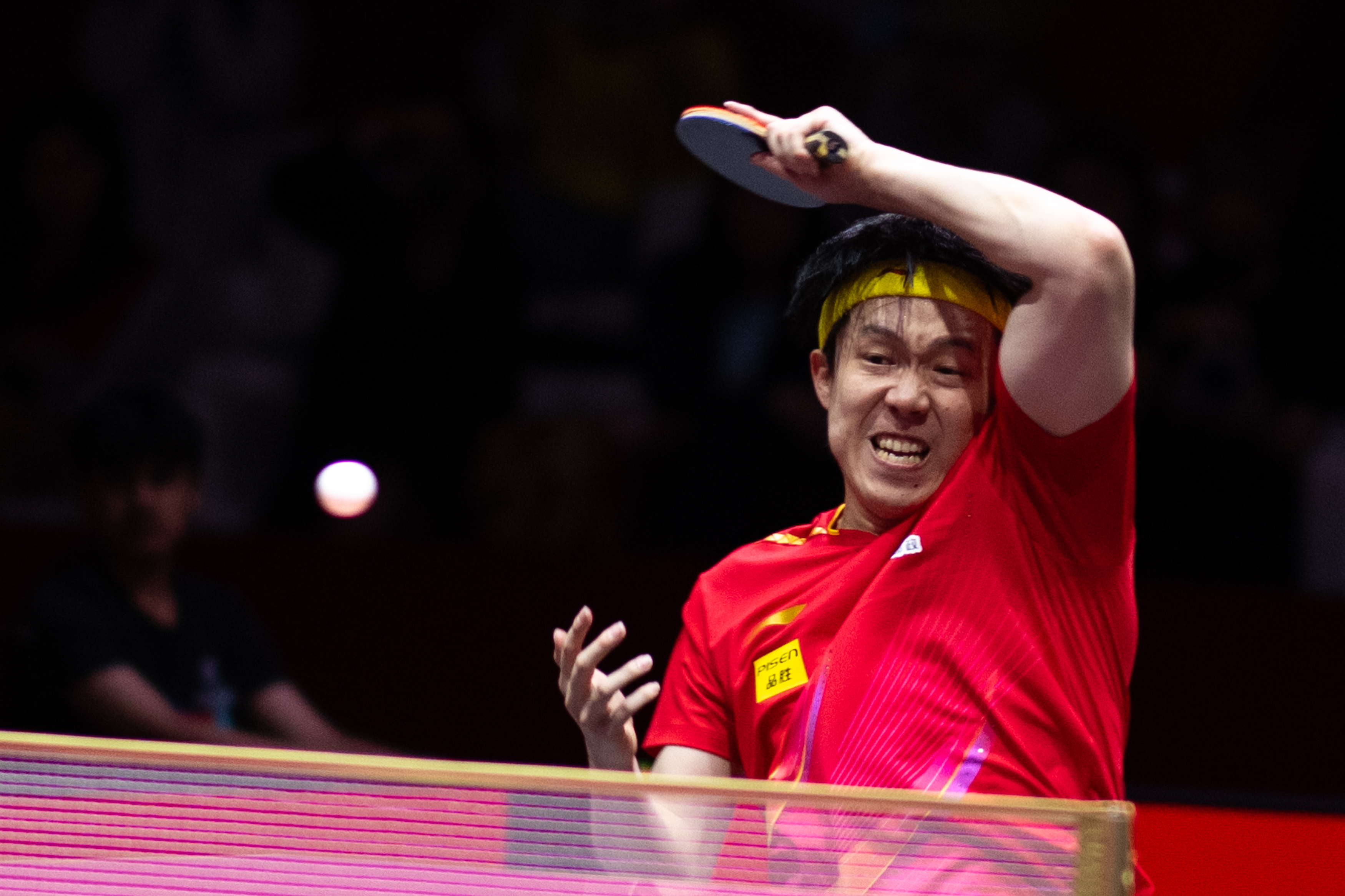 澳客教练-乒乓球比赛选手反击犀利,轻松晋级