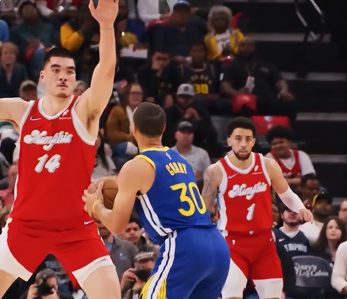 澳客平台-灰熊队主场逆转猛龙队,取得胜利